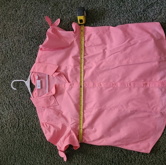 3 Tops - Picture 6 of 6